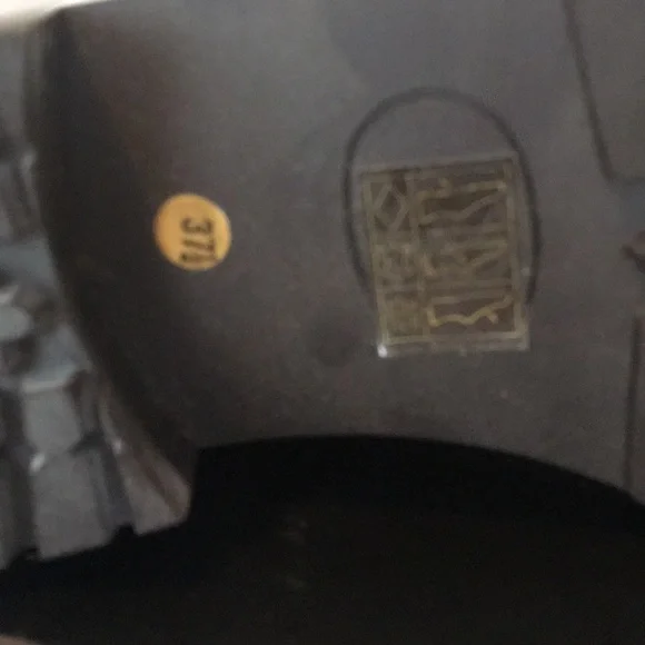 Chanel authentic rain‎ boots - Picture 3 of 7